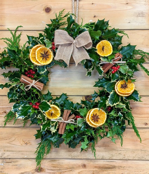 Wreath pic - Oranges & Spice.jpg