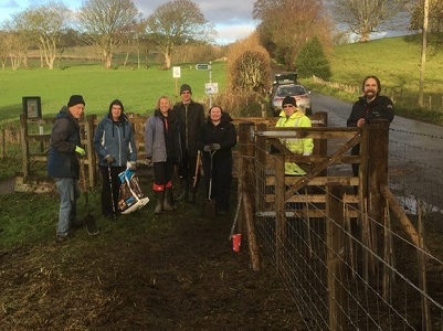 Hedge Planting Volunteers at the Peel